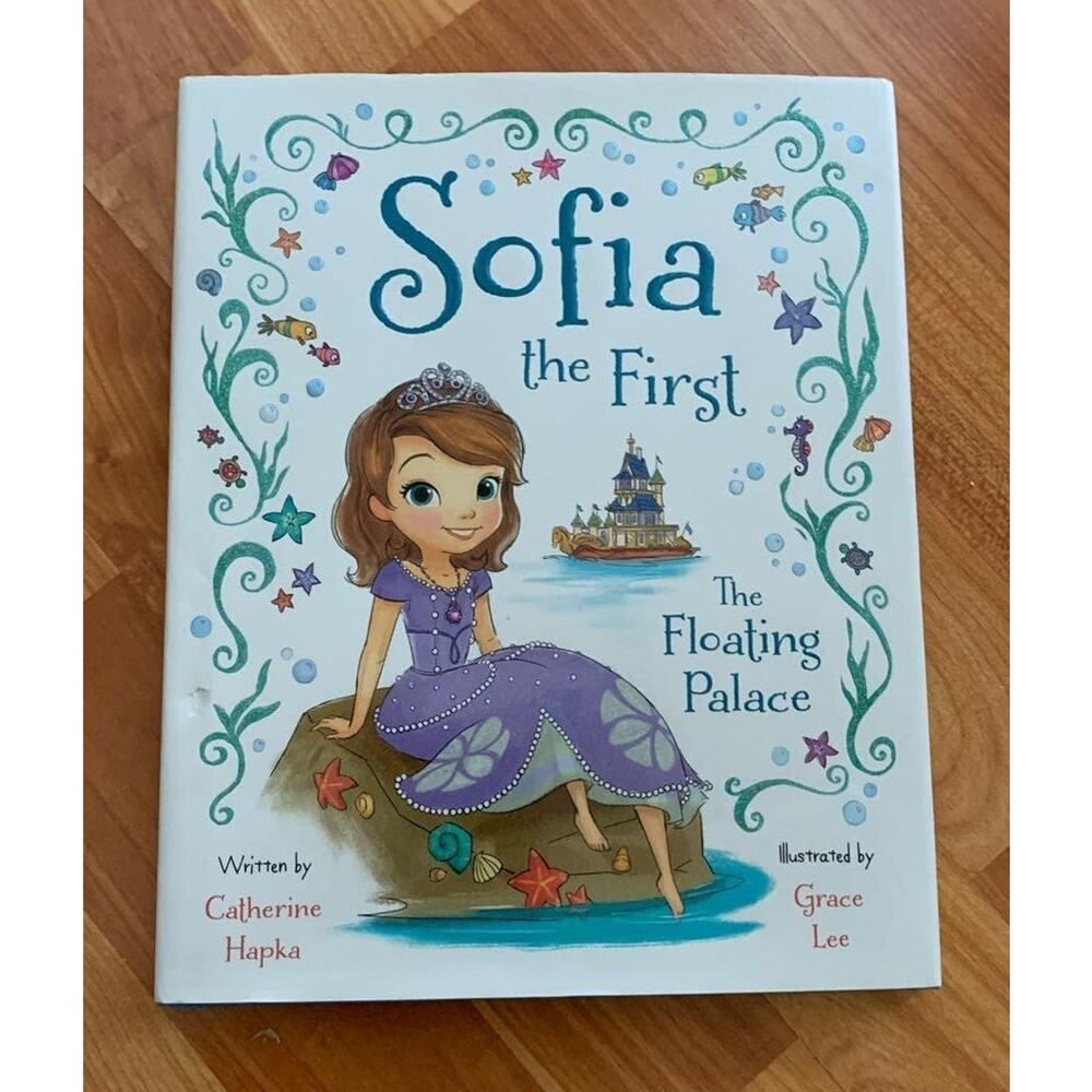 Disney Sofia‎ the First Book